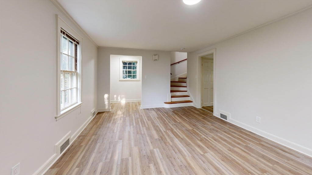 44 Walnut Place Unit: Entire Home