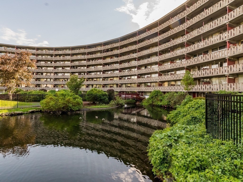 200 Swanton St # 422