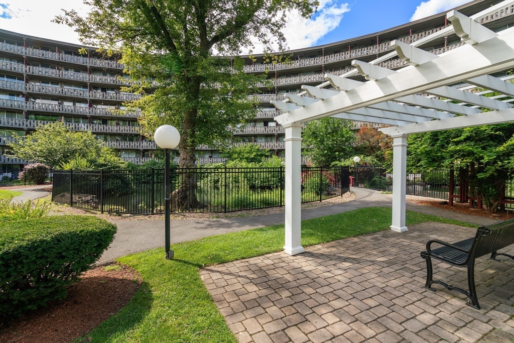 200 Swanton St # 422