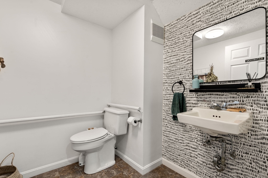 993-997 Chestnut St # 5