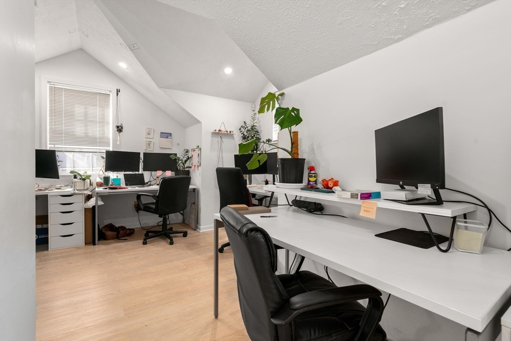 993-997 Chestnut St # 5