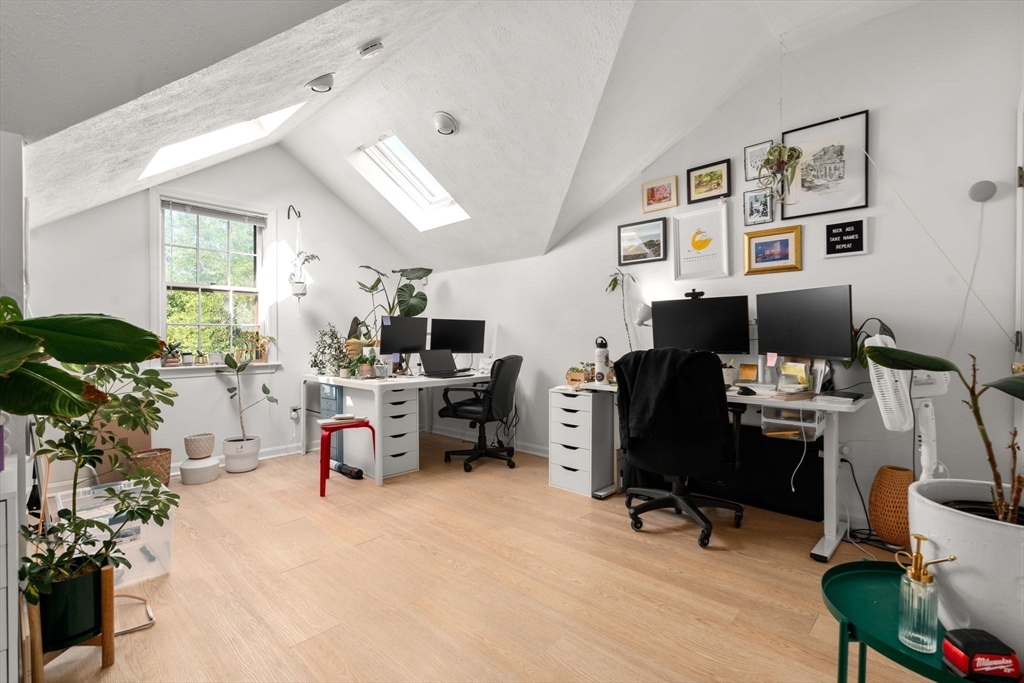 993-997 Chestnut St # 5