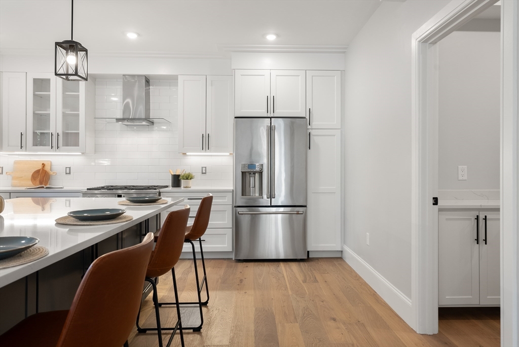 424 Newtonville Ave Unit 1