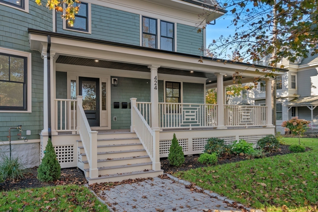 424 Newtonville Ave Unit 1