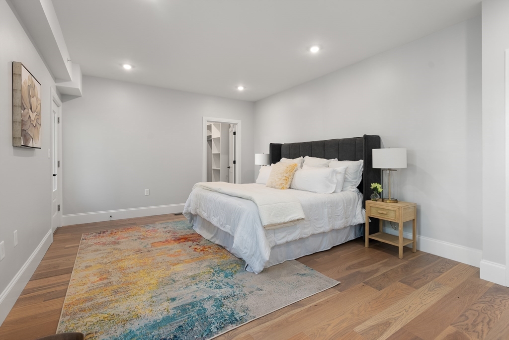 424 Newtonville Ave Unit 1