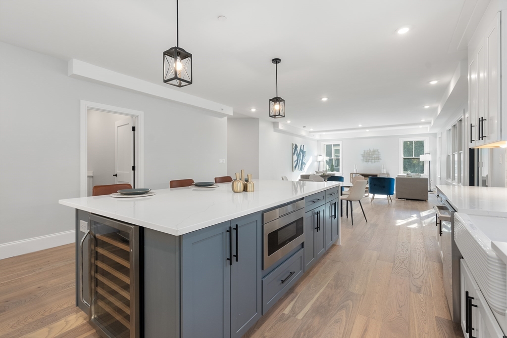 424 Newtonville Ave Unit 1