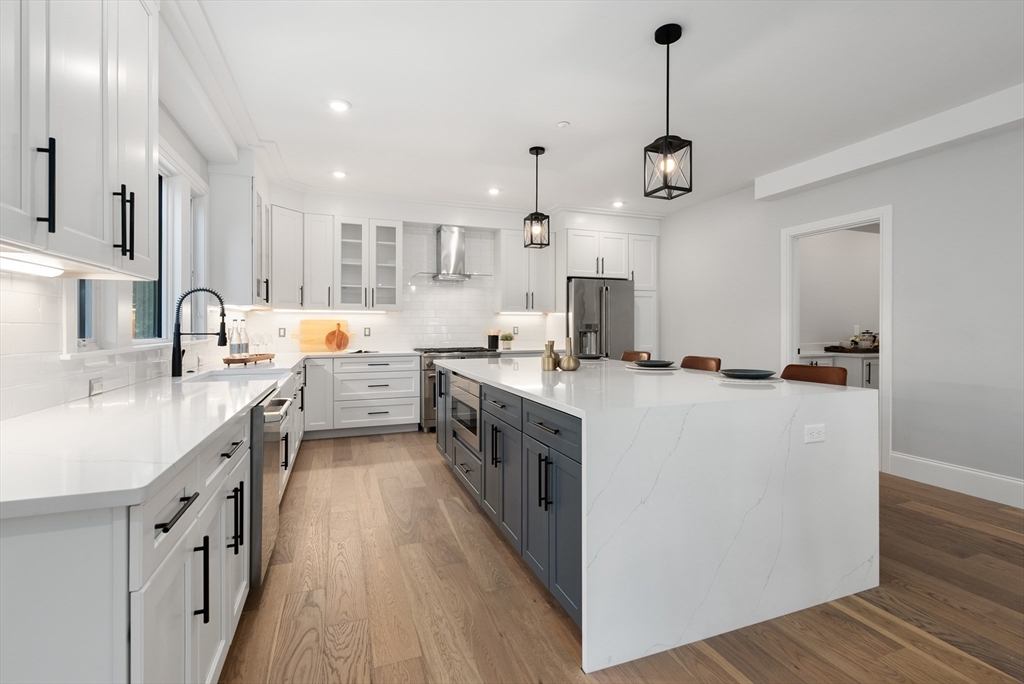 424 Newtonville Ave Unit 1