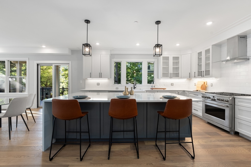 424 Newtonville Ave Unit 1