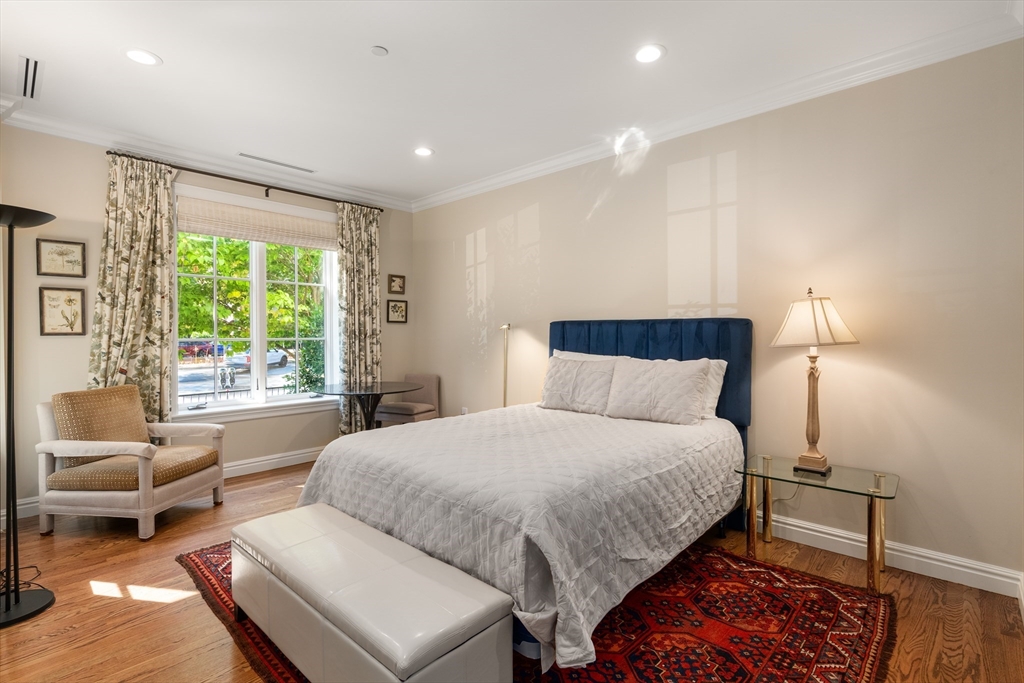 1140 Beacon Street # 103