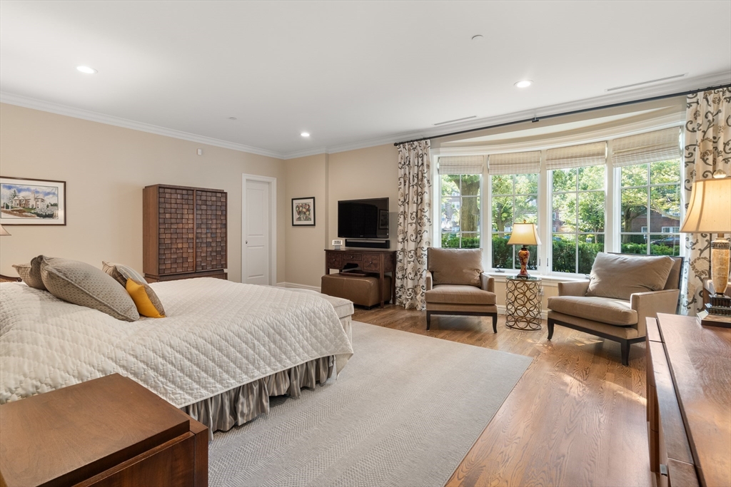 1140 Beacon Street # 103