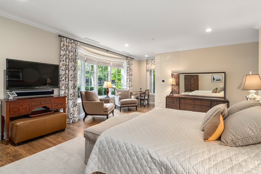 1140 Beacon Street # 103