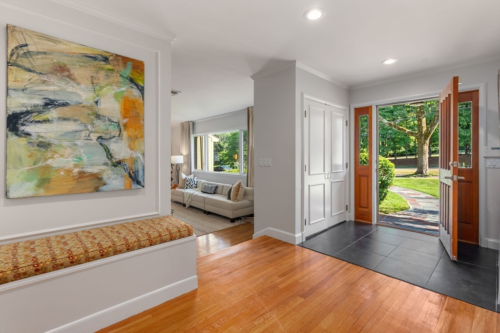 1555 Commonwealth Ave