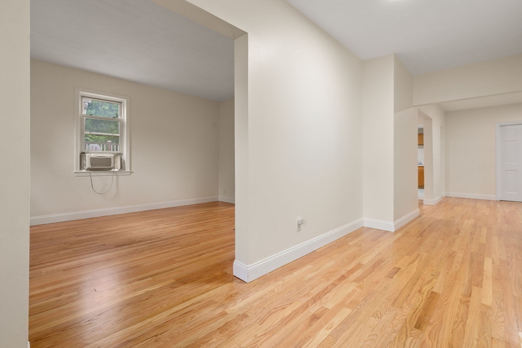 10 Frances St # 10