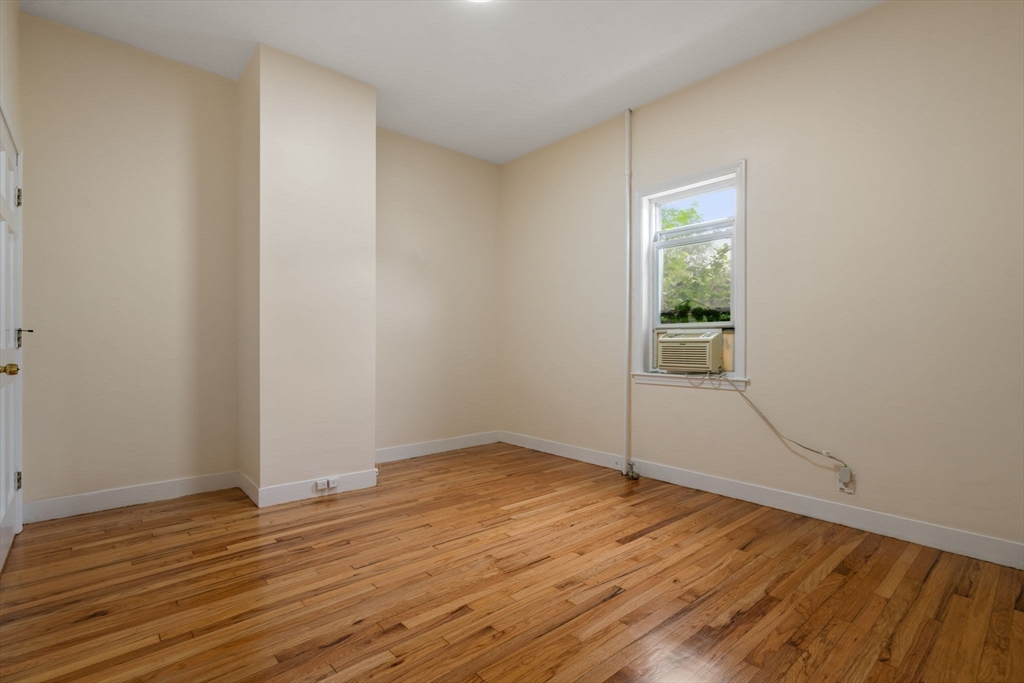 10 Frances St # 10
