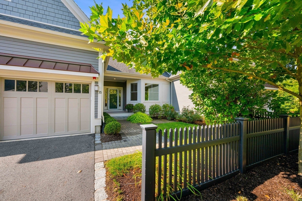 35 Woodmere Drive # 35