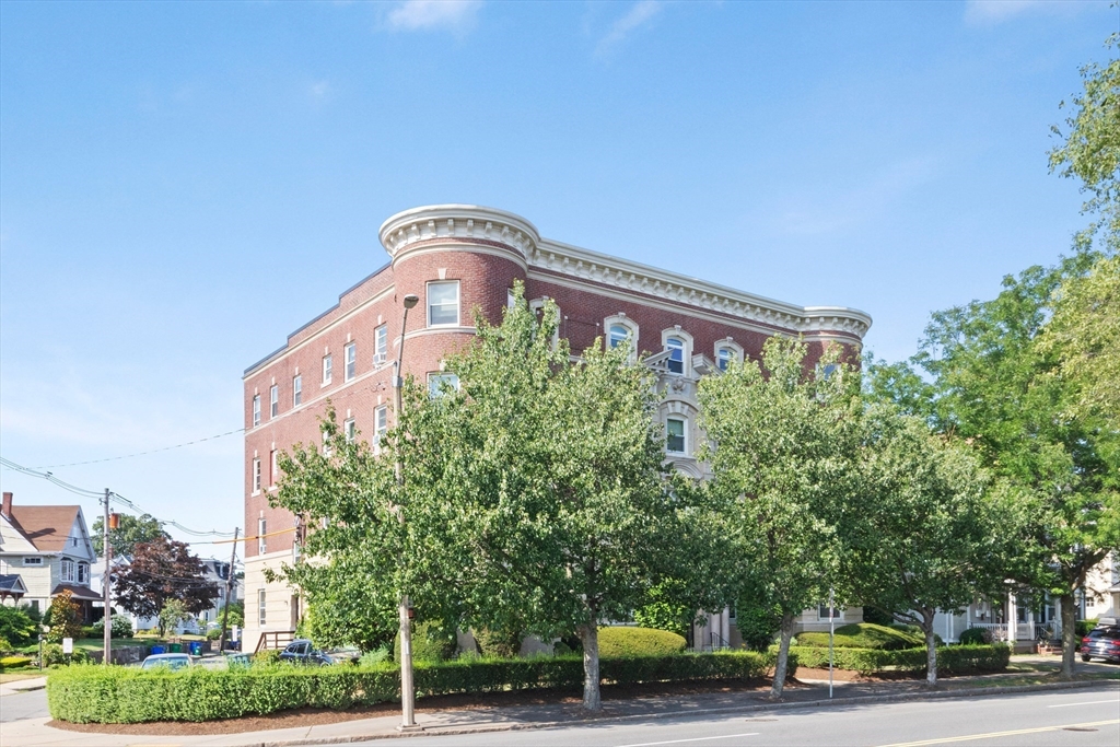 457 Washington Street # 9