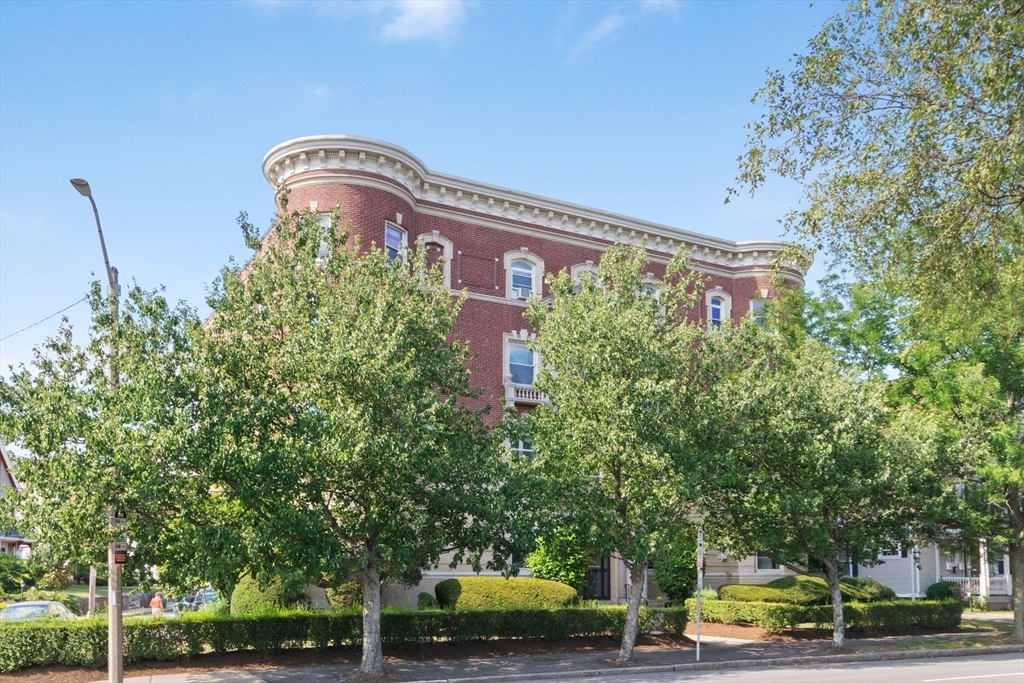 457 Washington Street # 9