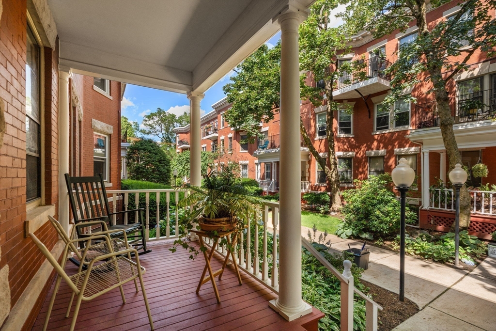 7 Auburn Court # 1