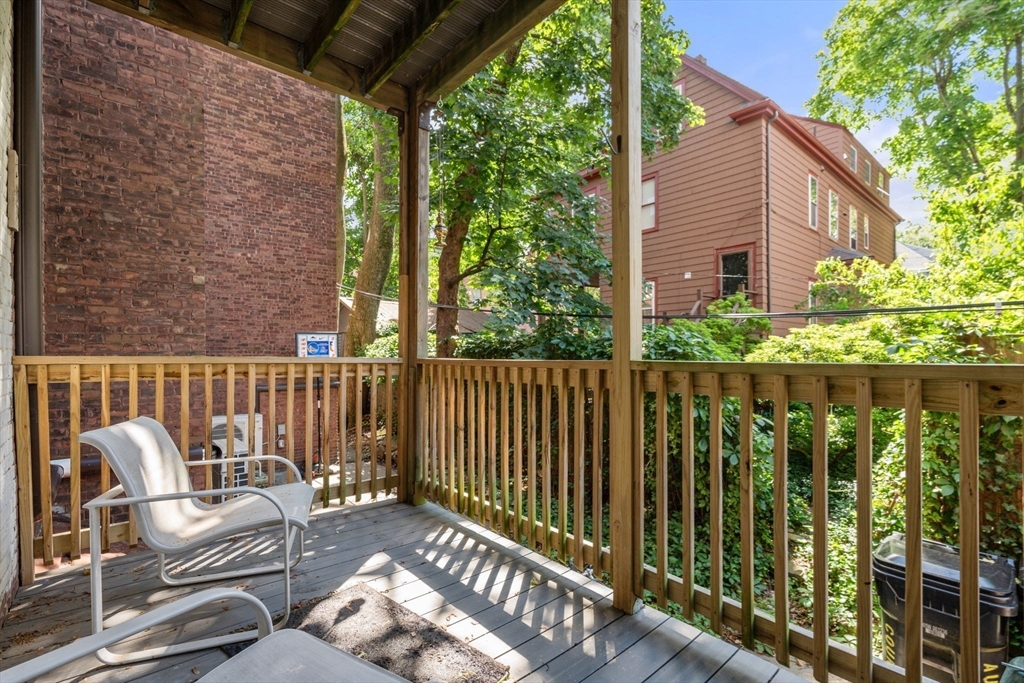7 Auburn Court # 1