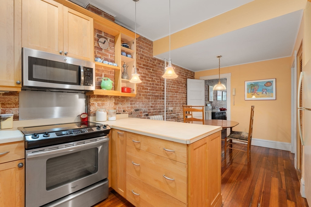 7 Auburn Court # 1
