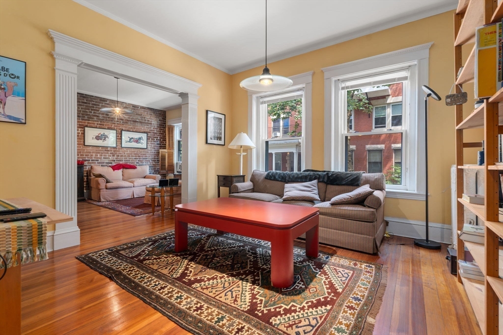 7 Auburn Court # 1