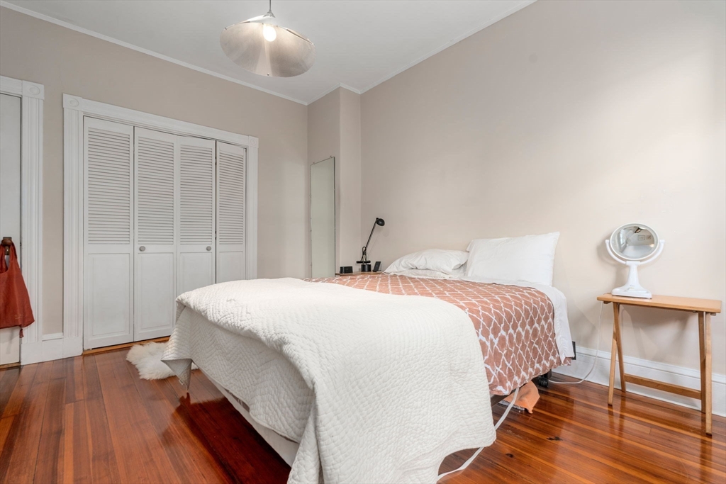 7 Auburn Court # 1