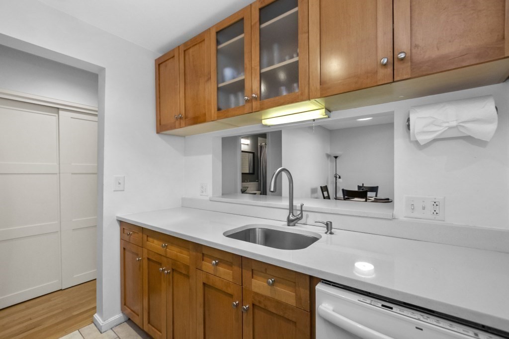 80 Beaumont St # 206 Unit: #206