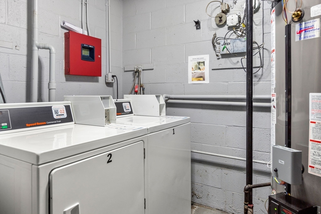 296 Commercial St # 21