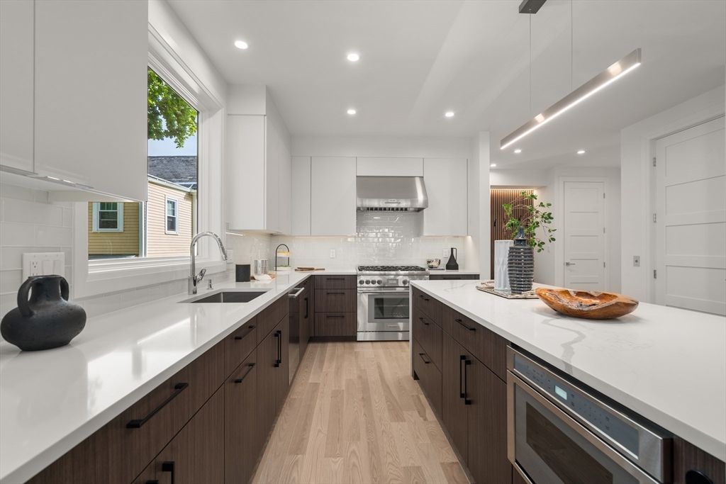 933 Walnut Street # 933