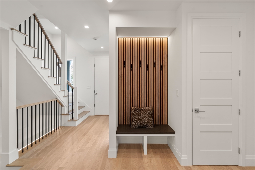 933 Walnut Street # 933