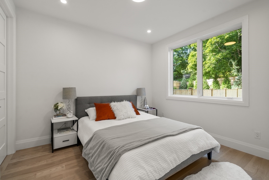 933 Walnut Street # 933