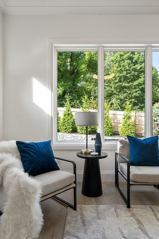 933 Walnut Street # 933