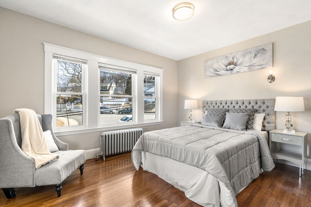 8 Charlesview St # 8