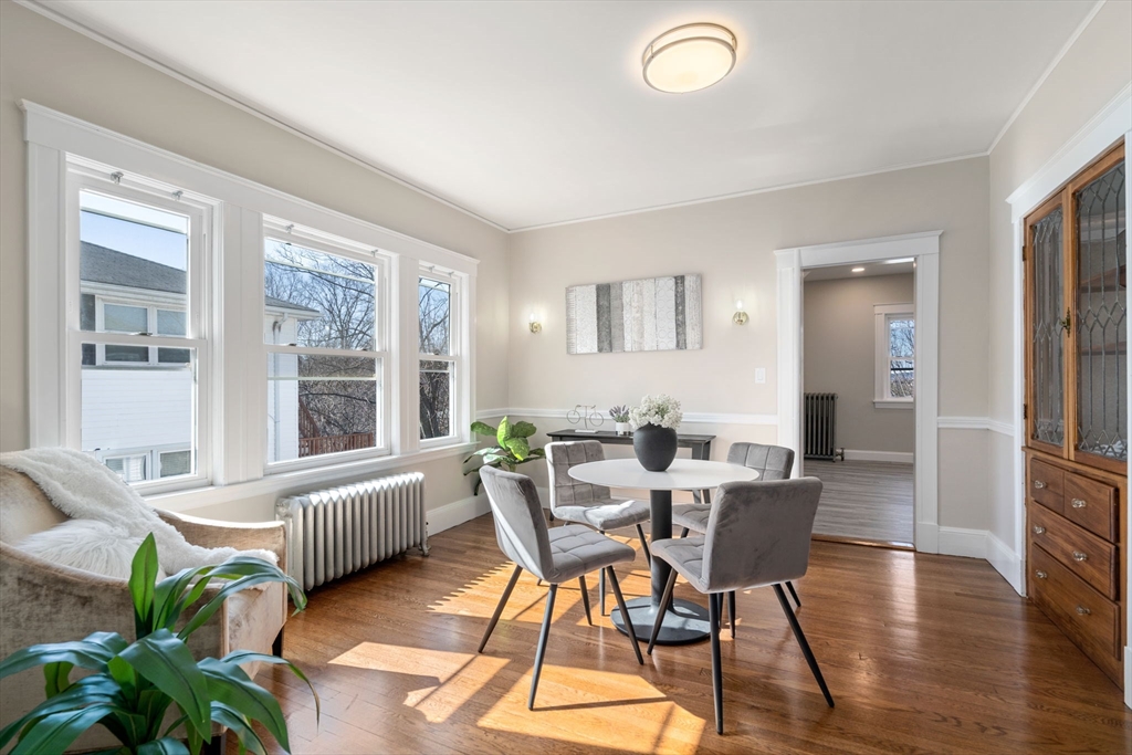 8 Charlesview St # 8