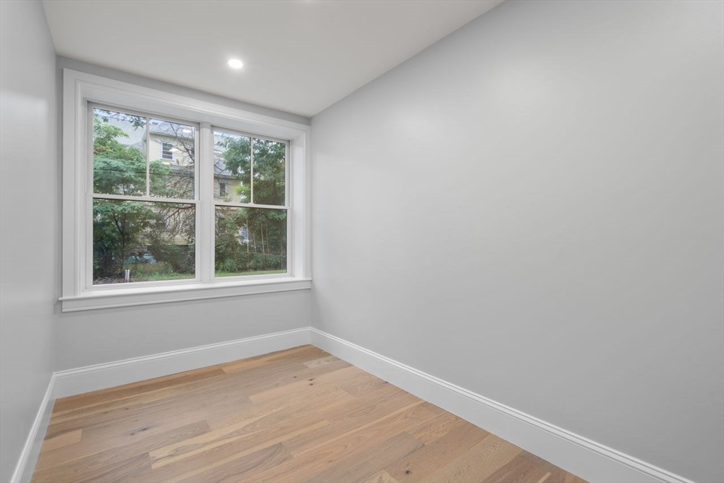 424 Newtonville Ave # B