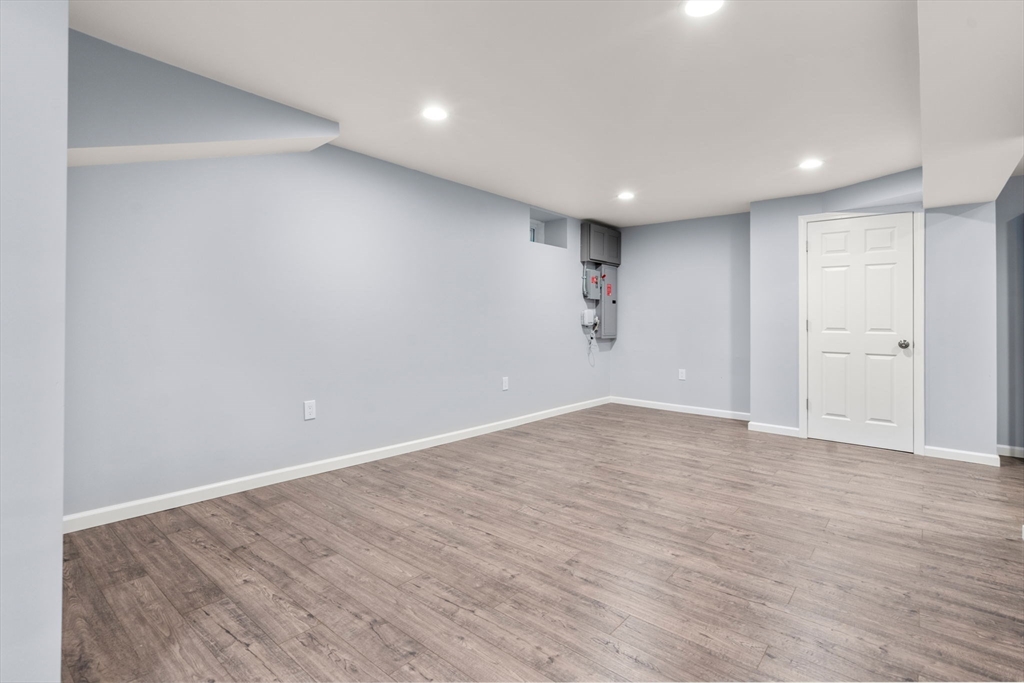 10 Lynn Fells Parkway