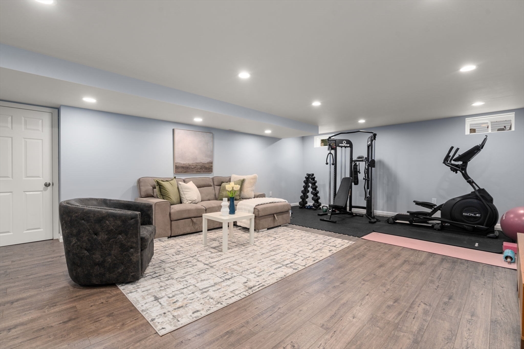 10 Lynn Fells Parkway