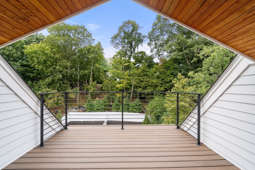 73 Cloverdale Rd # 73