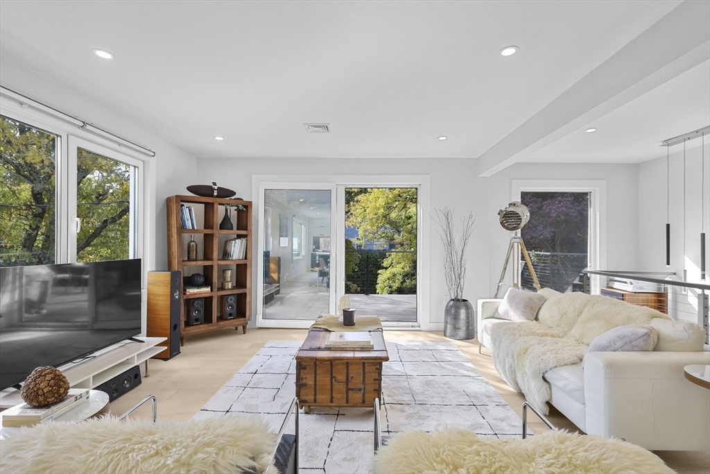 123 Auburn Street # 2