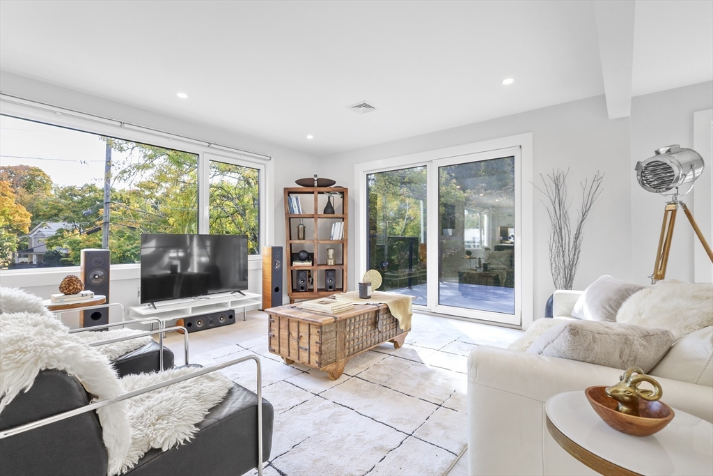 123 Auburn Street # 2