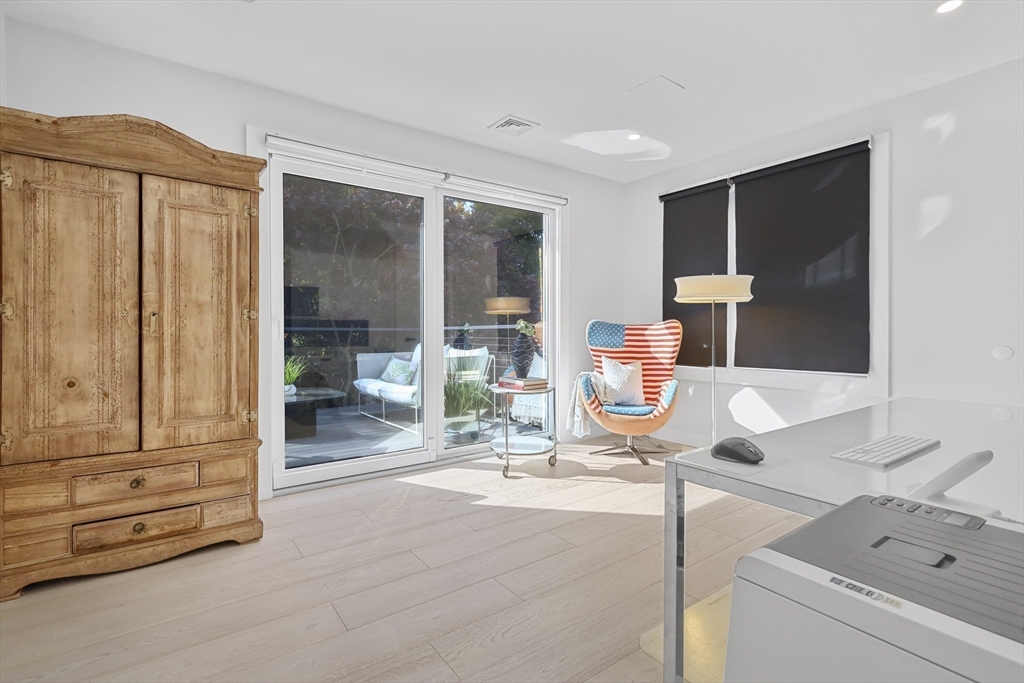 123 Auburn Street # 2