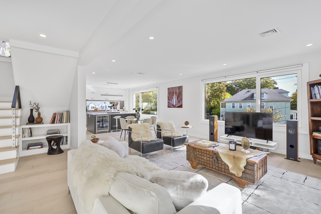 123 Auburn Street # 2