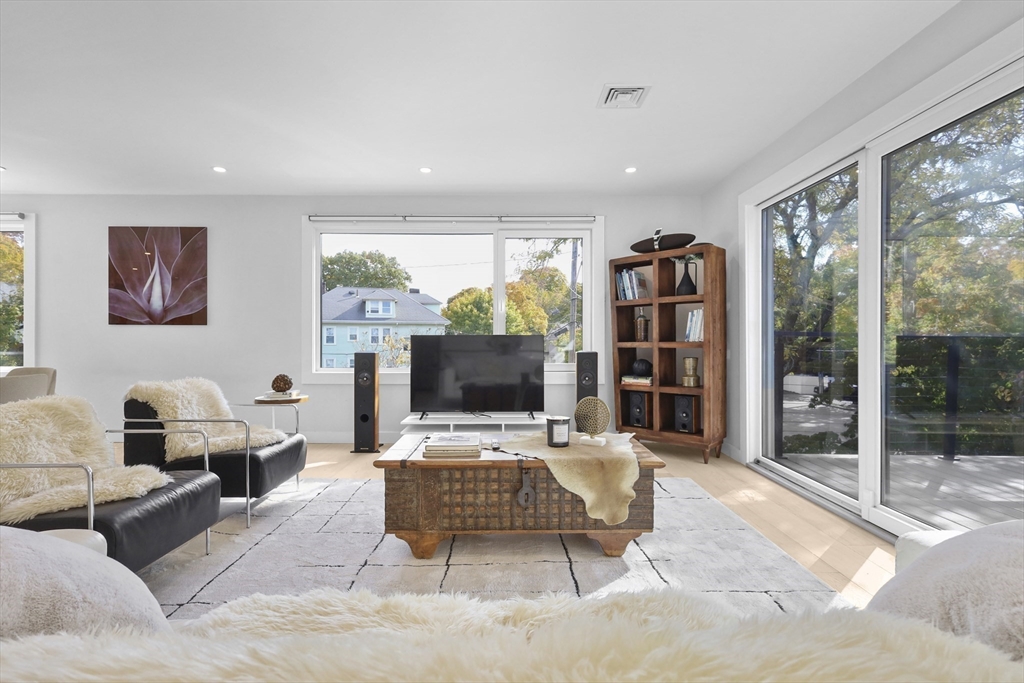 123 Auburn Street # 2