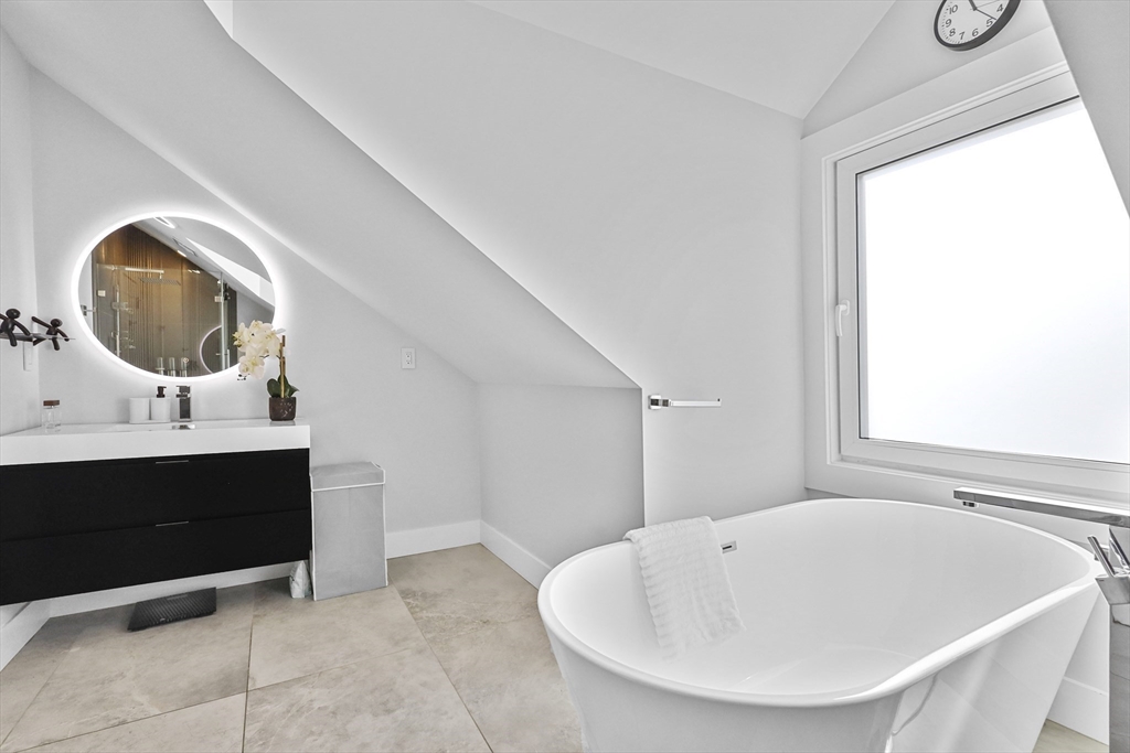 123 Auburn Street # 2