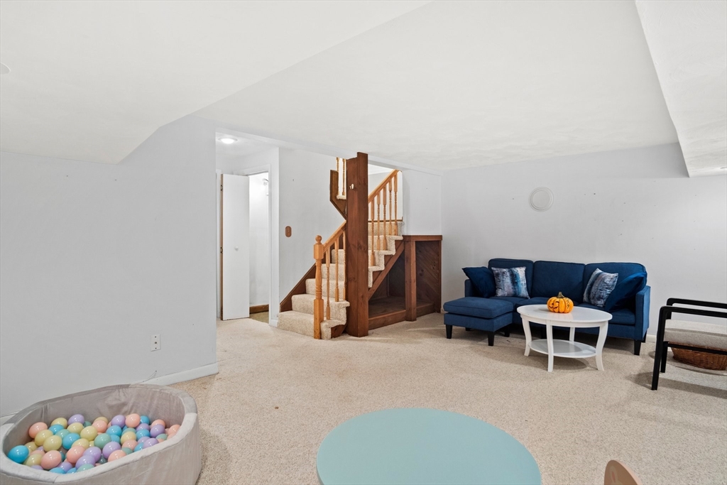 408 Wellman Ave # 408