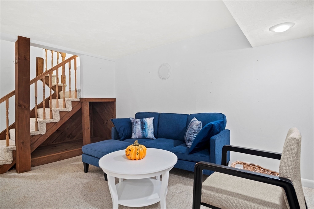 408 Wellman Ave # 408