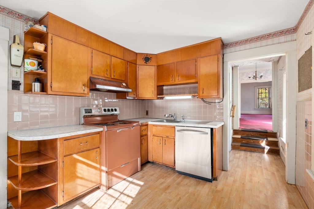 88 Central St