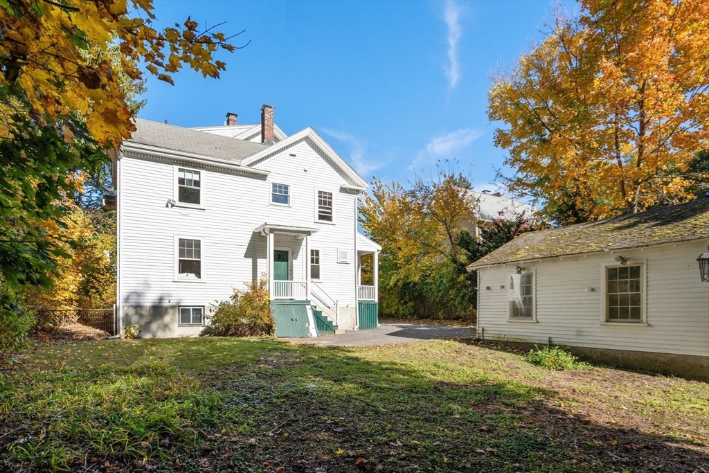 88 Central St