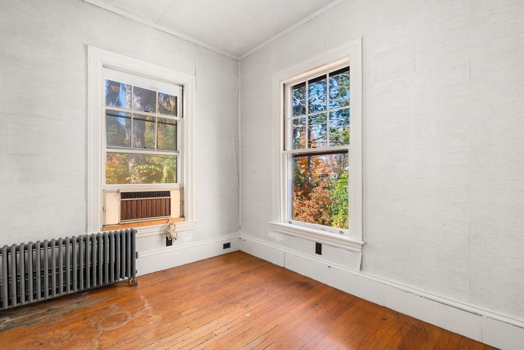 88 Central St
