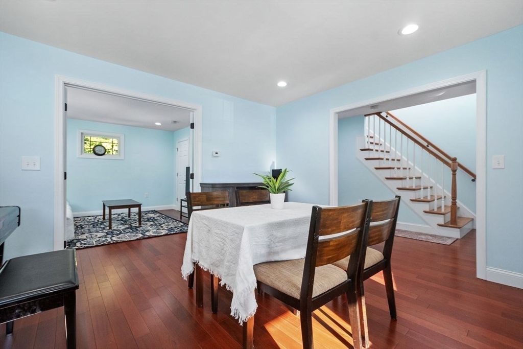 55 Carl St